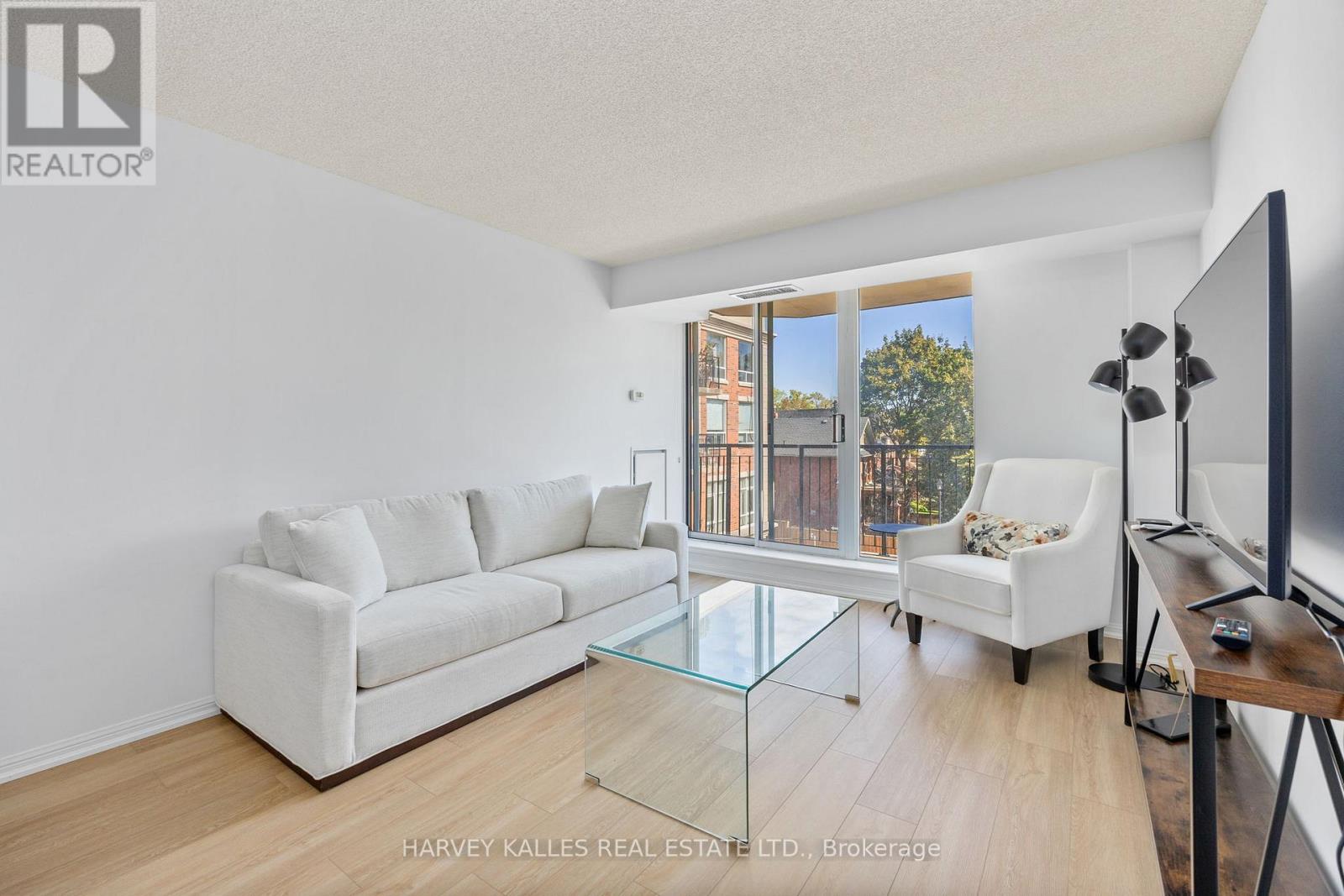 302 - 18 Wanless Avenue, Toronto, Ontario  M4N 3R9 - Photo 9 - C12453824