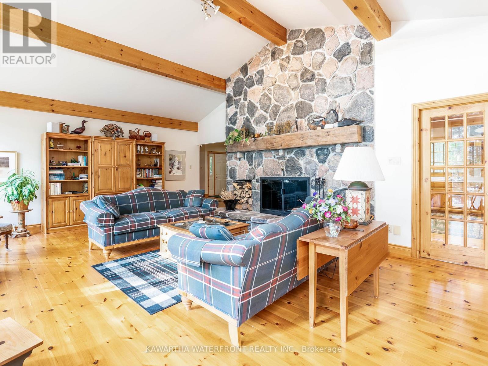 470 Indian Point Road, Kawartha Lakes (Coboconk), Ontario  K0M 1K0 - Photo 10 - X12454201