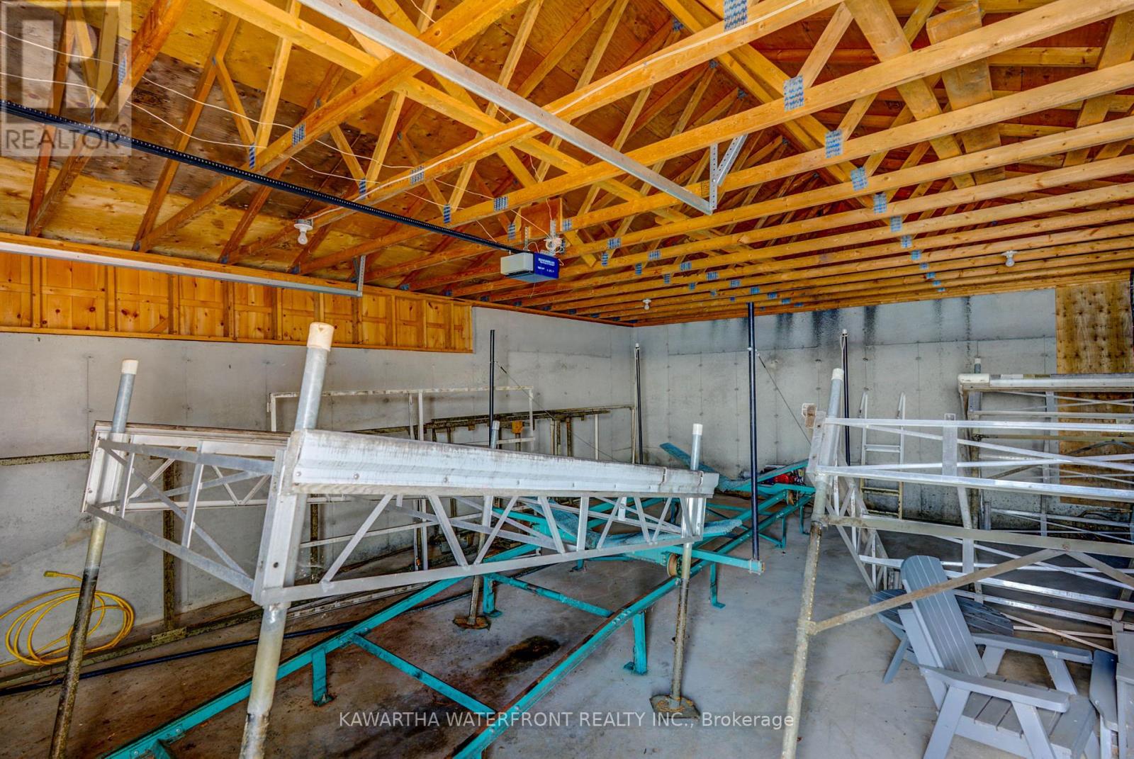 470 Indian Point Road, Kawartha Lakes (Coboconk), Ontario  K0M 1K0 - Photo 30 - X12454201