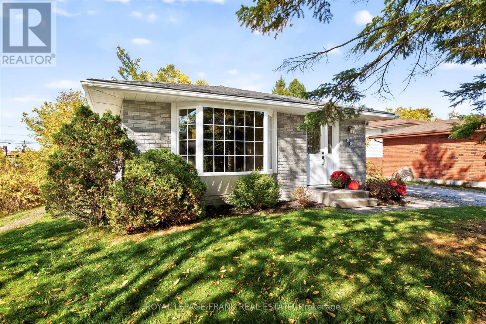 20 Colbourne St Street, Selwyn, Ontario  K0L 2H0 - Photo 2 - X12454242