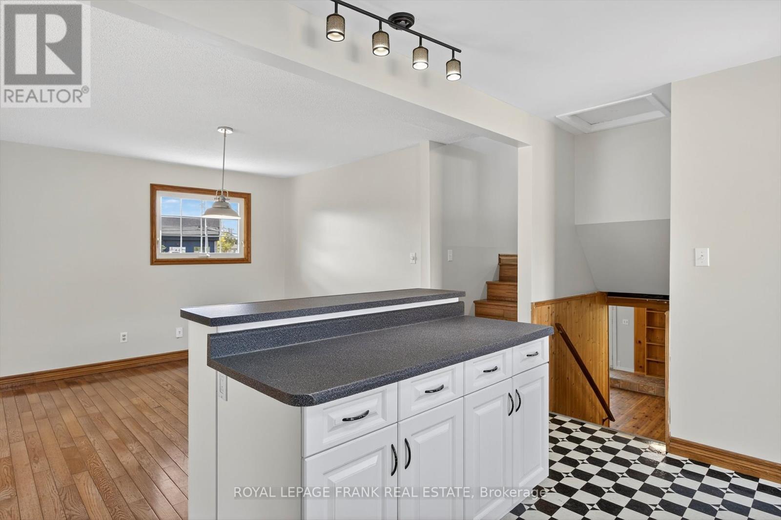 20 Colbourne St Street, Selwyn, Ontario  K0L 2H0 - Photo 20 - X12454242