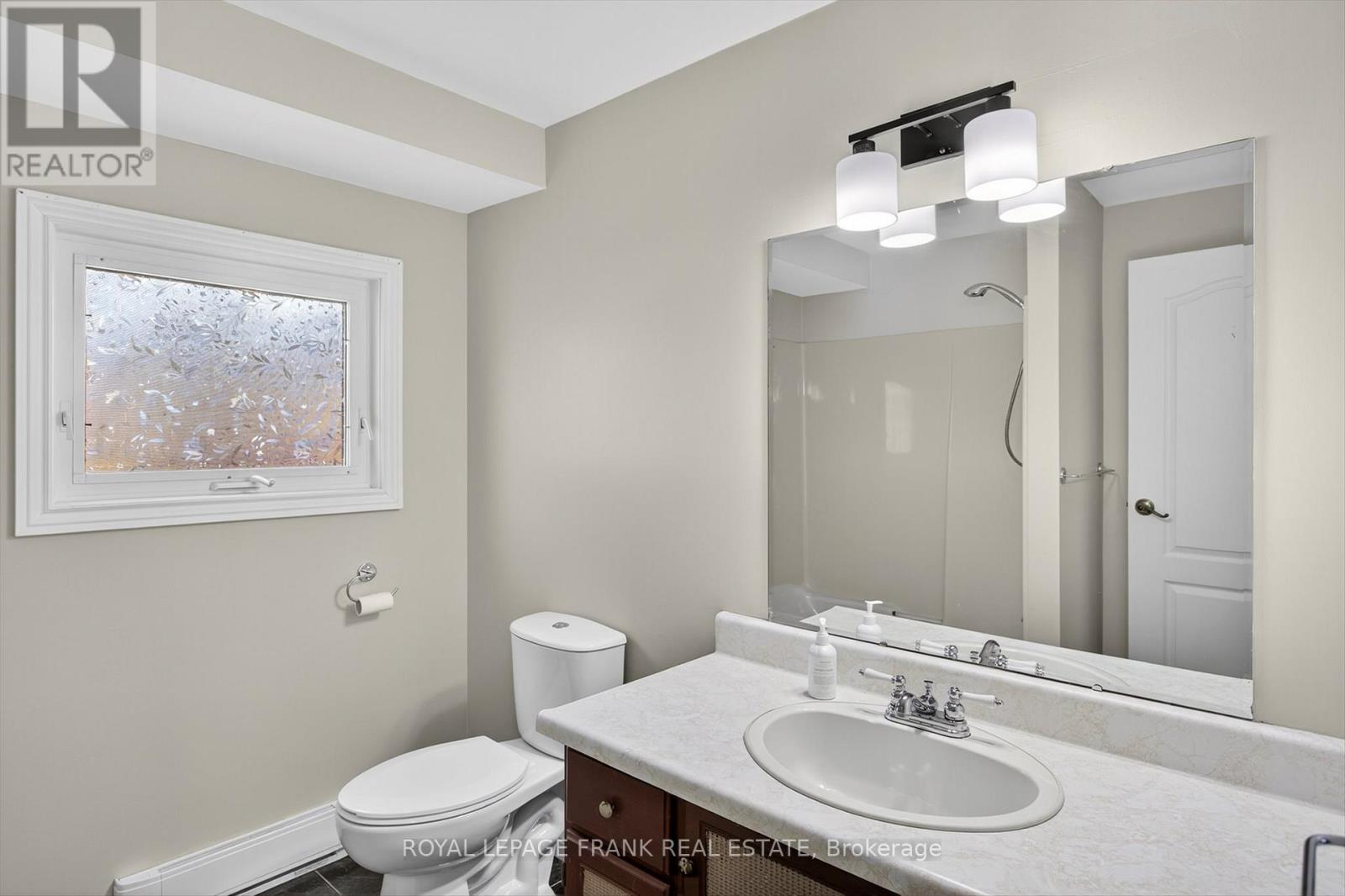 20 Colbourne St Street, Selwyn, Ontario  K0L 2H0 - Photo 25 - X12454242