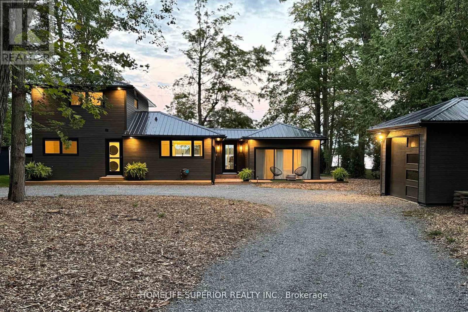110 West Bay Boulevard, Kawartha Lakes, Ontario  K0M 2B0 - Photo 11 - X12454274