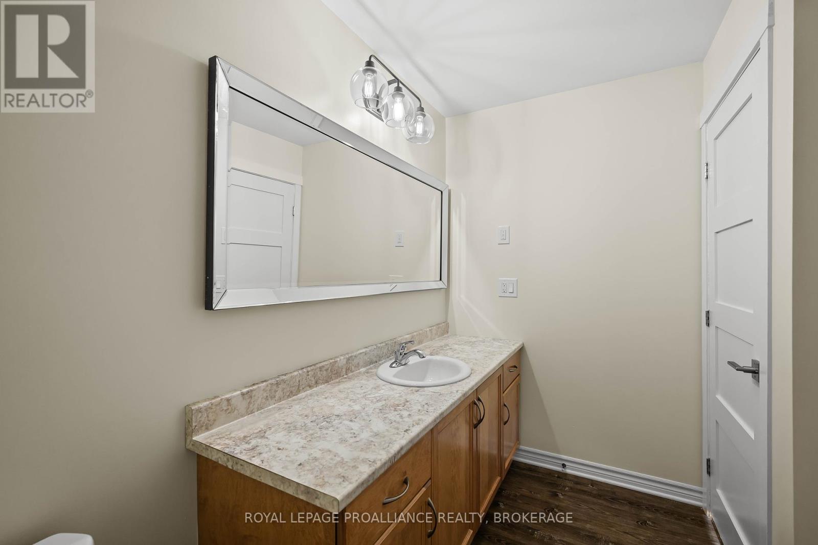 909 Blossom Street, Kingston, Ontario  K7P 0N2 - Photo 23 - X12454209