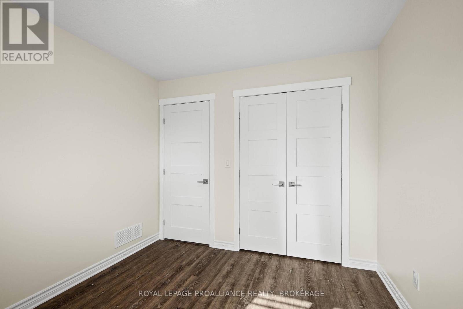 909 Blossom Street, Kingston, Ontario  K7P 0N2 - Photo 29 - X12454209