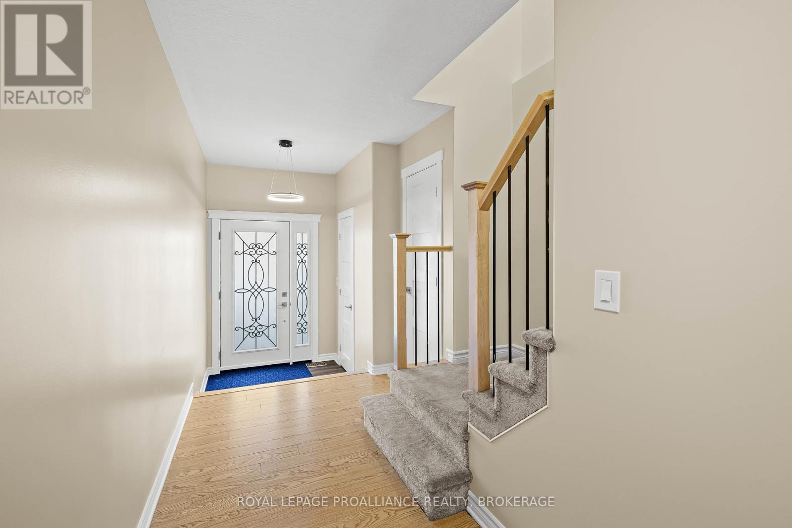 909 Blossom Street, Kingston, Ontario  K7P 0N2 - Photo 5 - X12454209