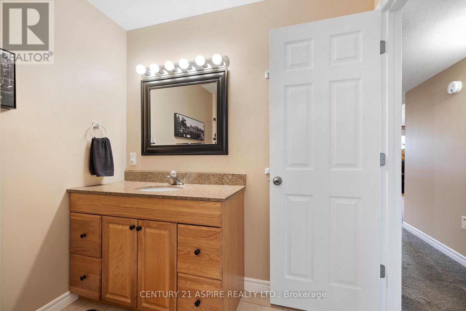 3 Morning Star Street, Petawawa, Ontario  K8H 0A1 - Photo 32 - X12453324