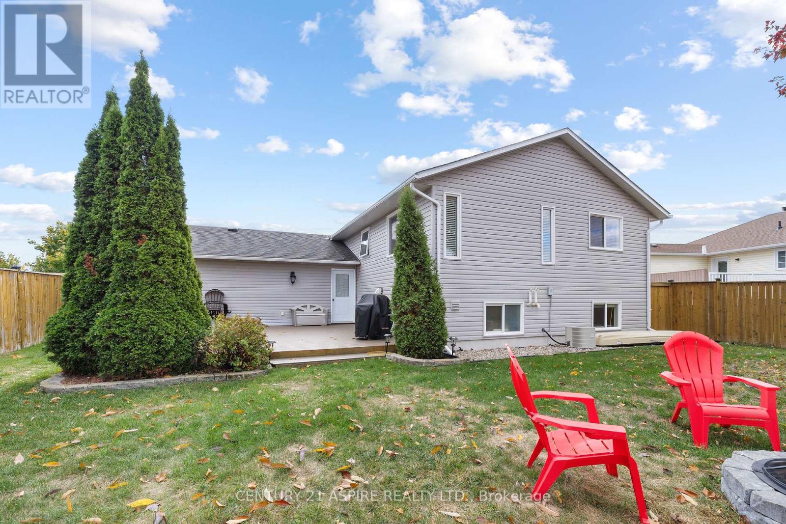 3 Morning Star Street, Petawawa, Ontario  K8H 0A1 - Photo 37 - X12453324