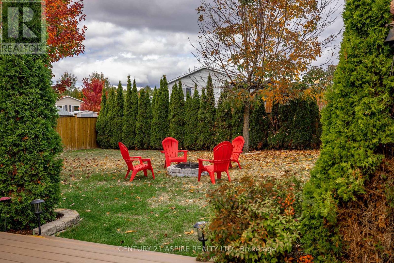 3 Morning Star Street, Petawawa, Ontario  K8H 0A1 - Photo 40 - X12453324