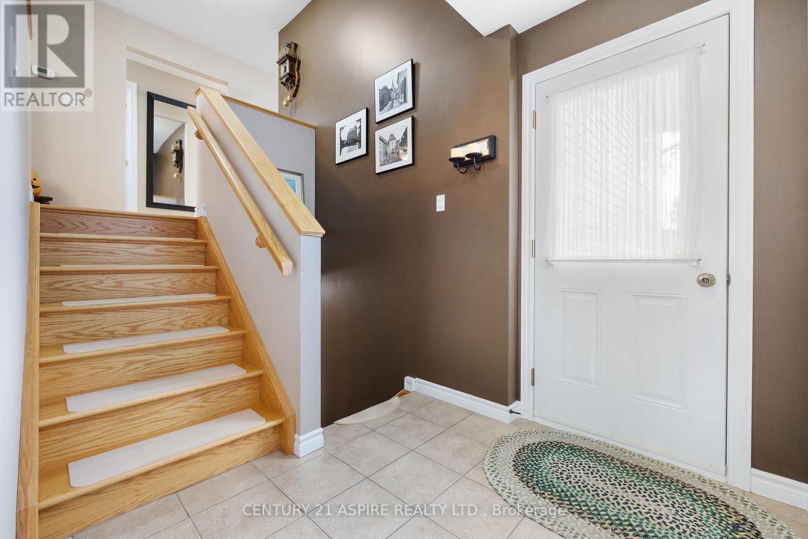 3 Morning Star Street, Petawawa, Ontario  K8H 0A1 - Photo 6 - X12453324