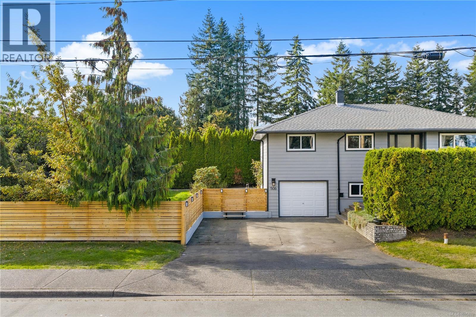 506 Charles Pl, Campbell River, British Columbia  V9W 3Y2 - Photo 1 - 1015832