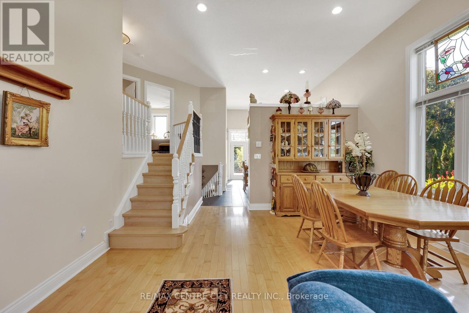 25181 Gray Line, West Elgin, Ontario  N0L 2P0 - Photo 8 - X12454199