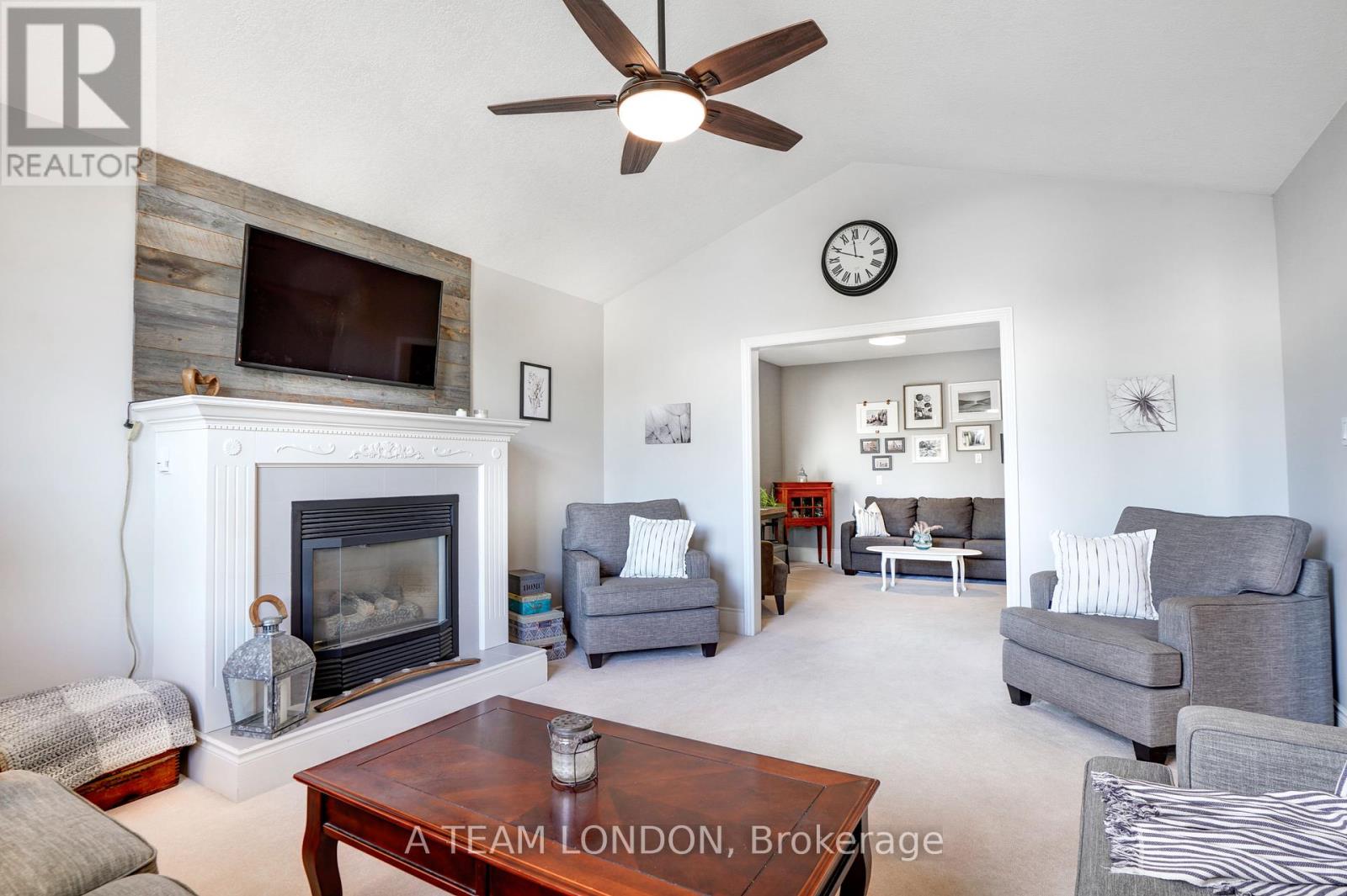 12 Huntington Terrace, St. Thomas, Ontario  N5R 6H1 - Photo 8 - X12454208