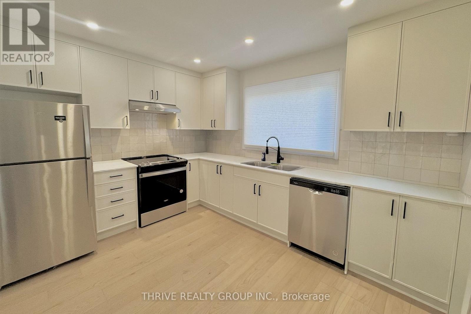 5 Beechwood Place, London South, Ontario  N6C 1H8 - Photo 6 - X12454262