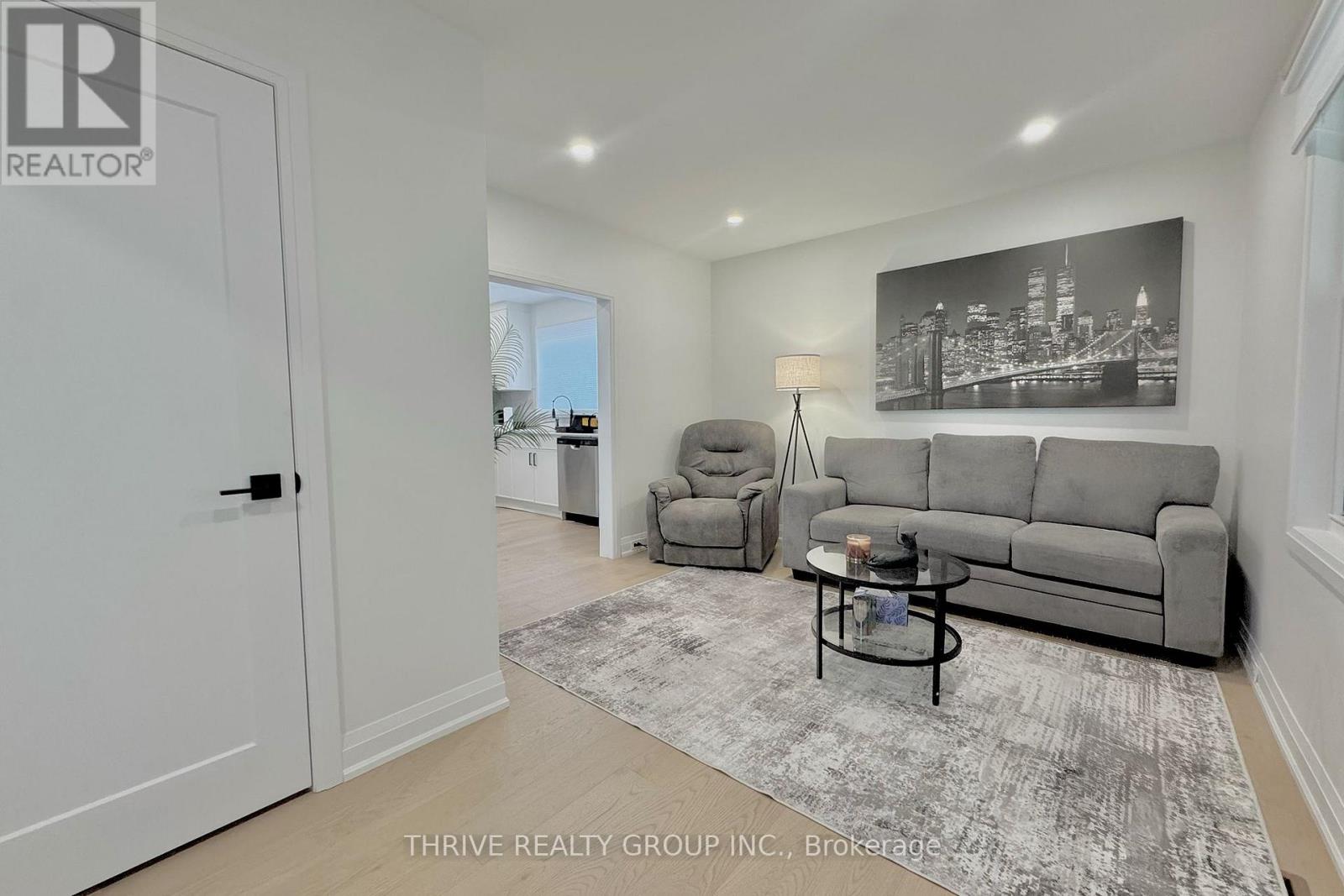 5 Beechwood Place, London South, Ontario  N6C 1H8 - Photo 9 - X12454262