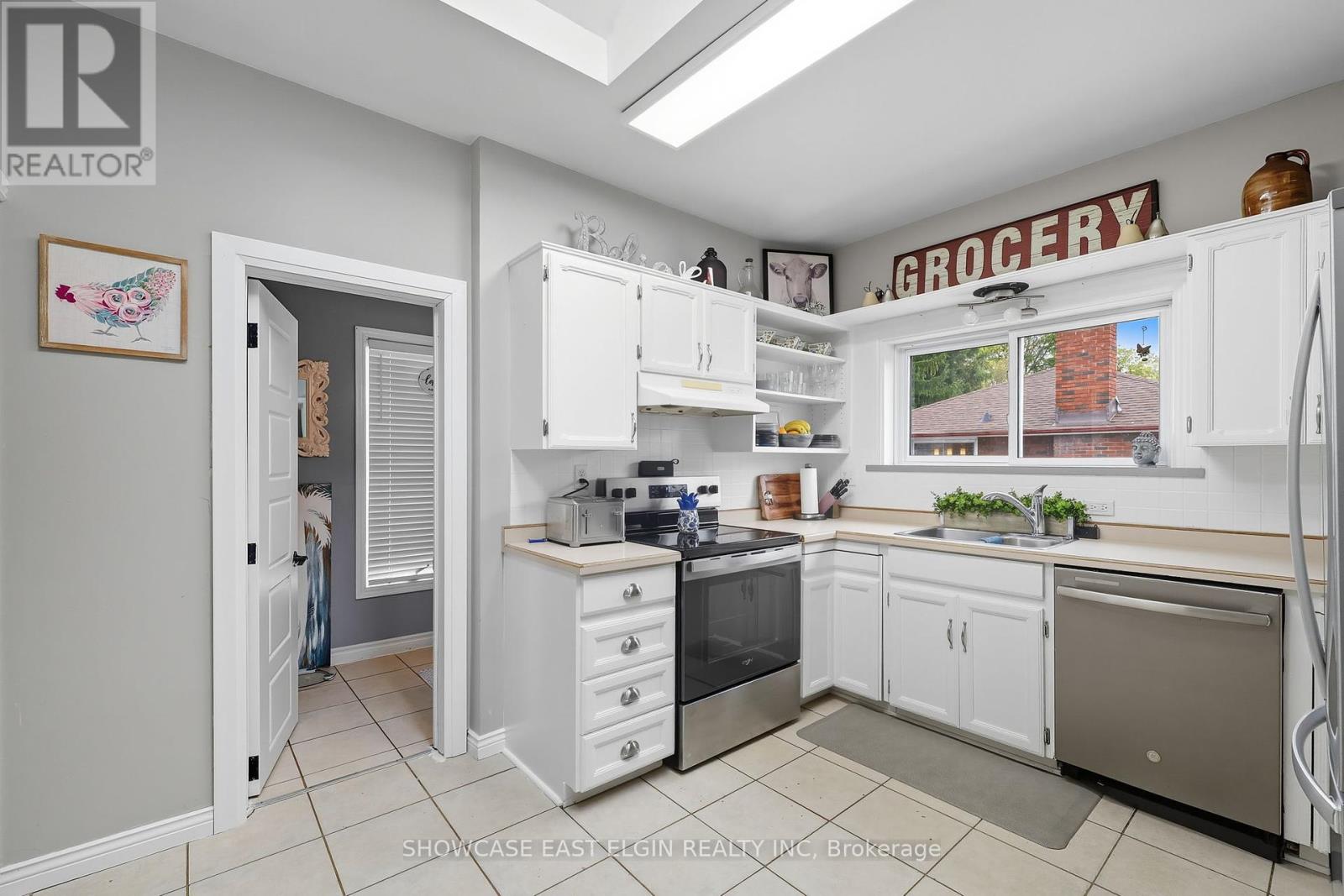 354 Talbot Street W, Aylmer, Ontario  N5H 1K4 - Photo 12 - X12454310