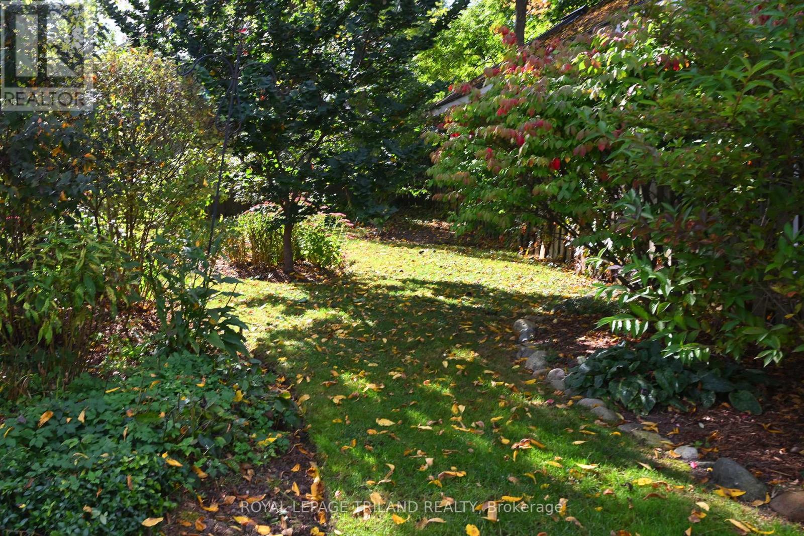 181 Garfield Avenue, London South (South F), Ontario  N6C 2B9 - Photo 29 - X12454318