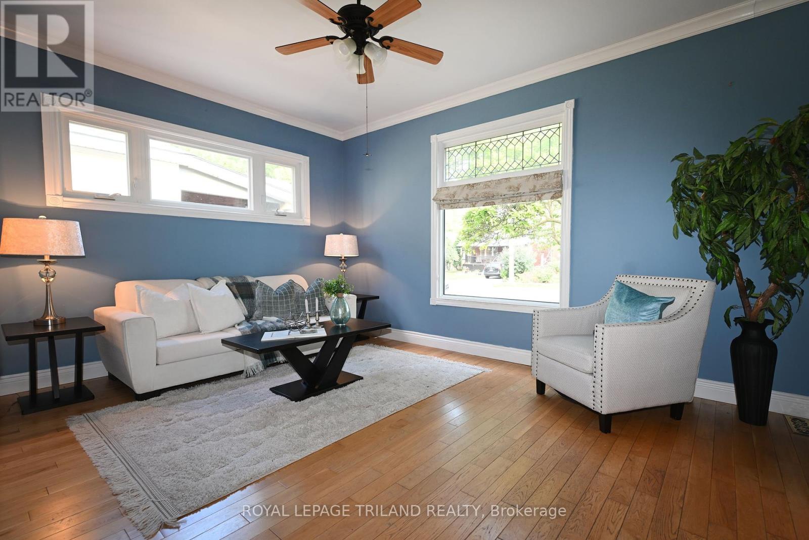 181 Garfield Avenue, London South (South F), Ontario  N6C 2B9 - Photo 5 - X12454318