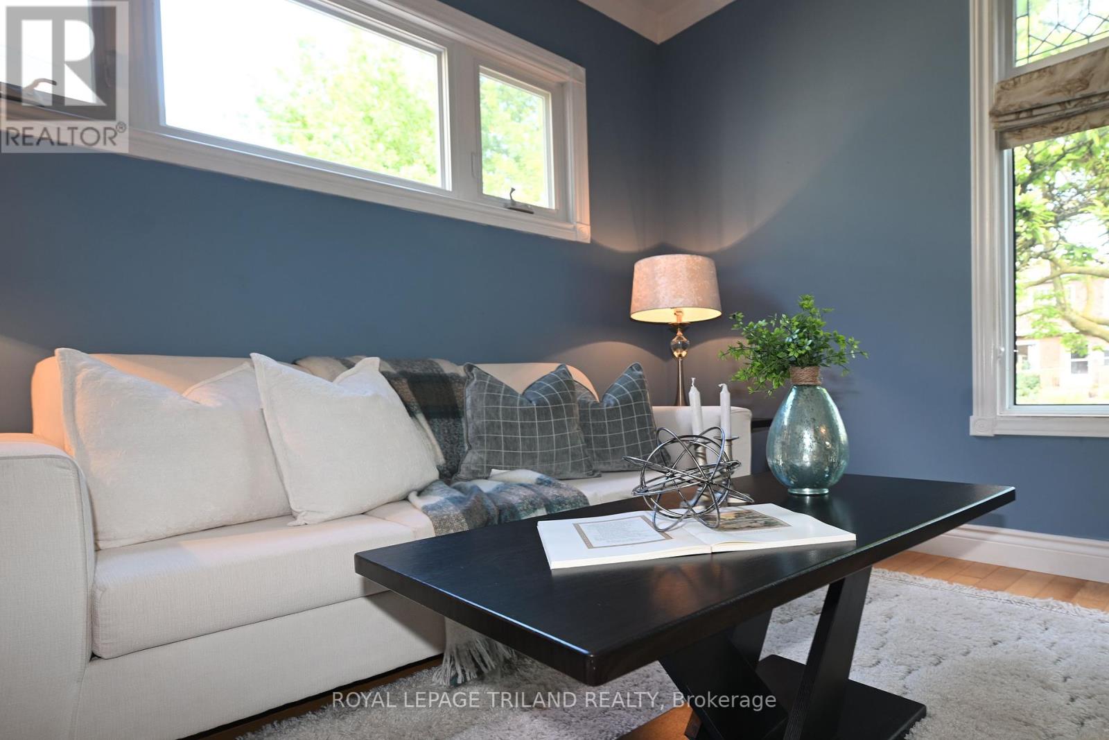 181 Garfield Avenue, London South (South F), Ontario  N6C 2B9 - Photo 6 - X12454318