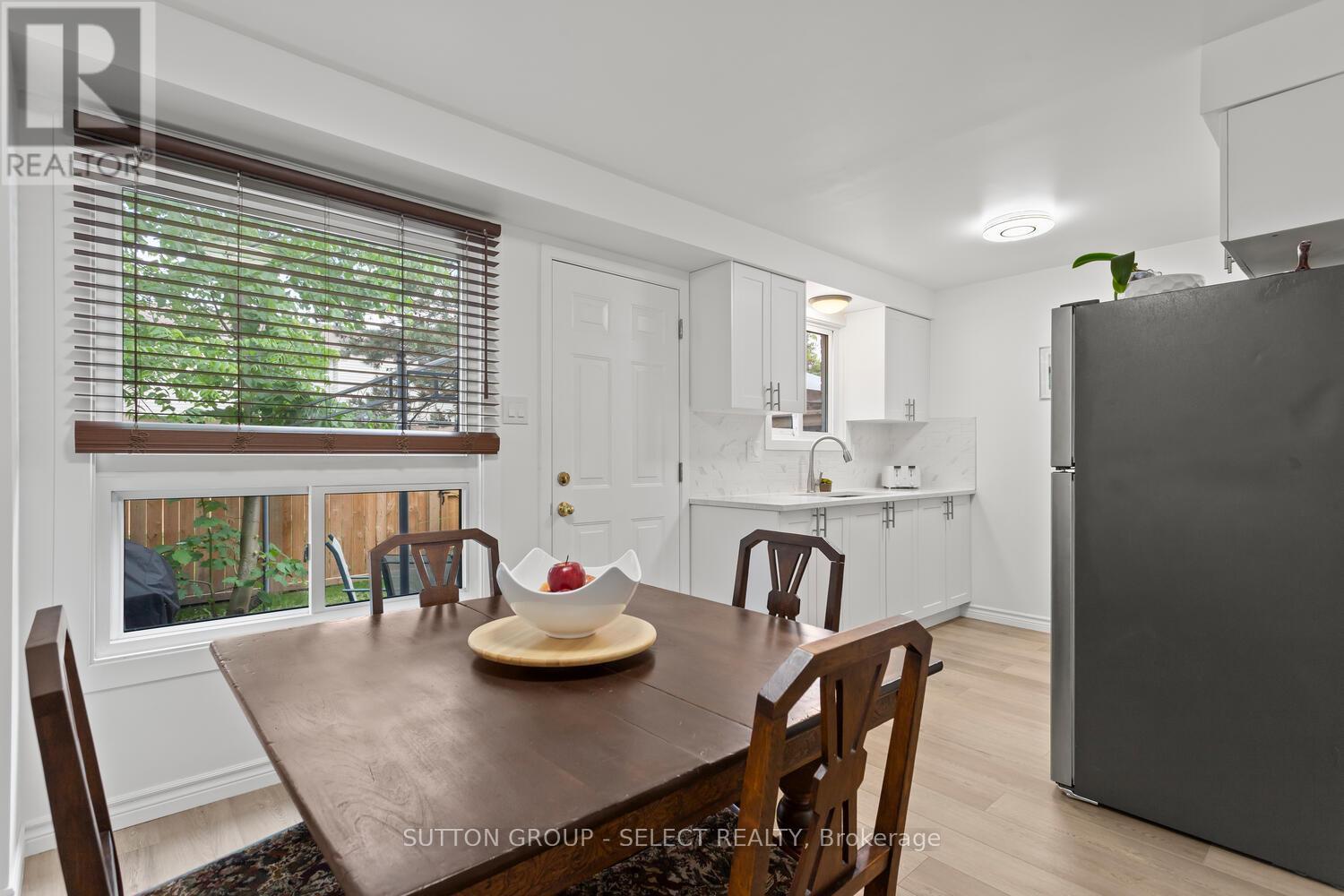 64 - 40 Tiffany Drive, London East (East I), Ontario  N5V 3N3 - Photo 10 - X12454320