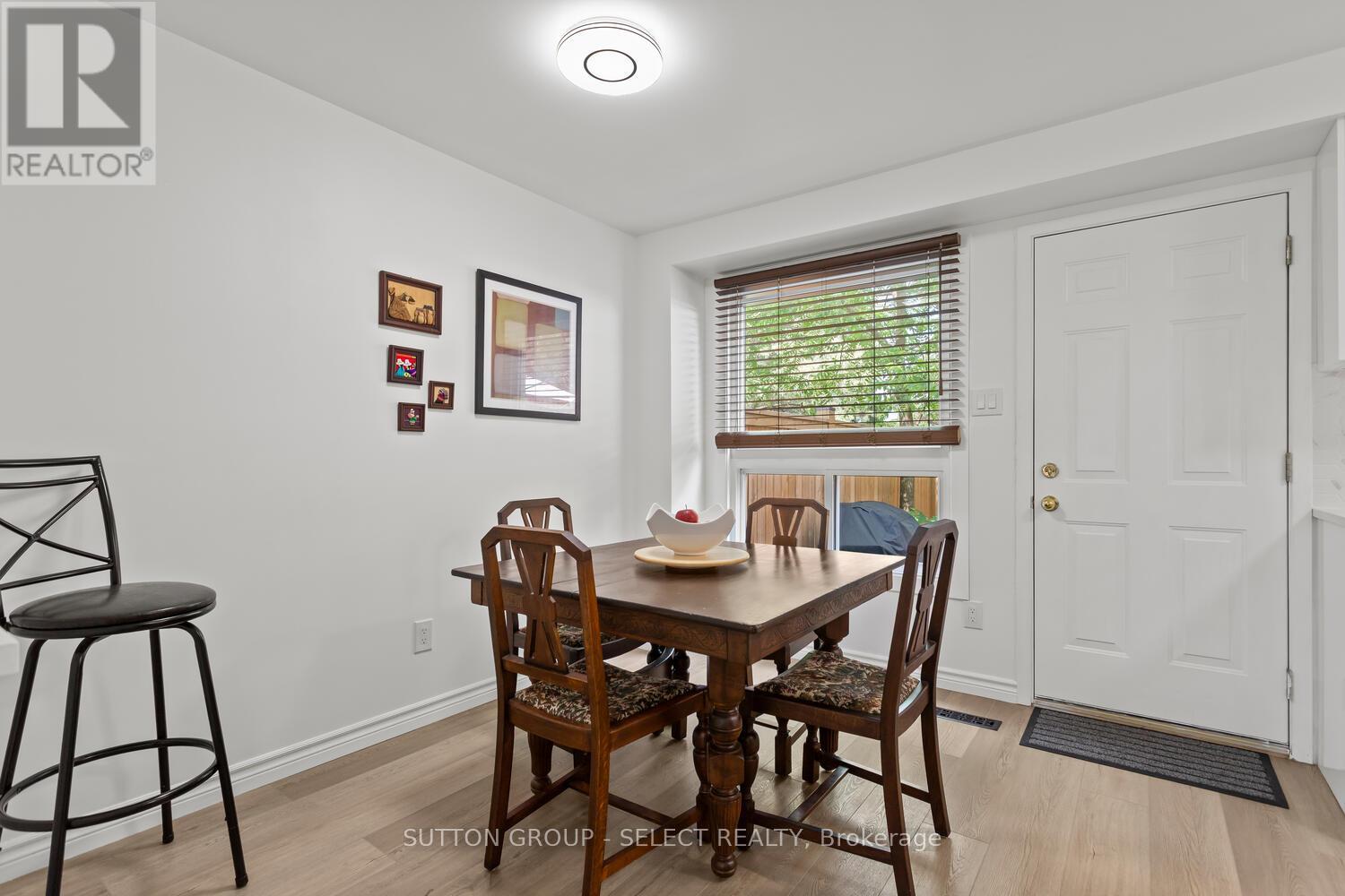 64 - 40 Tiffany Drive, London East (East I), Ontario  N5V 3N3 - Photo 9 - X12454320