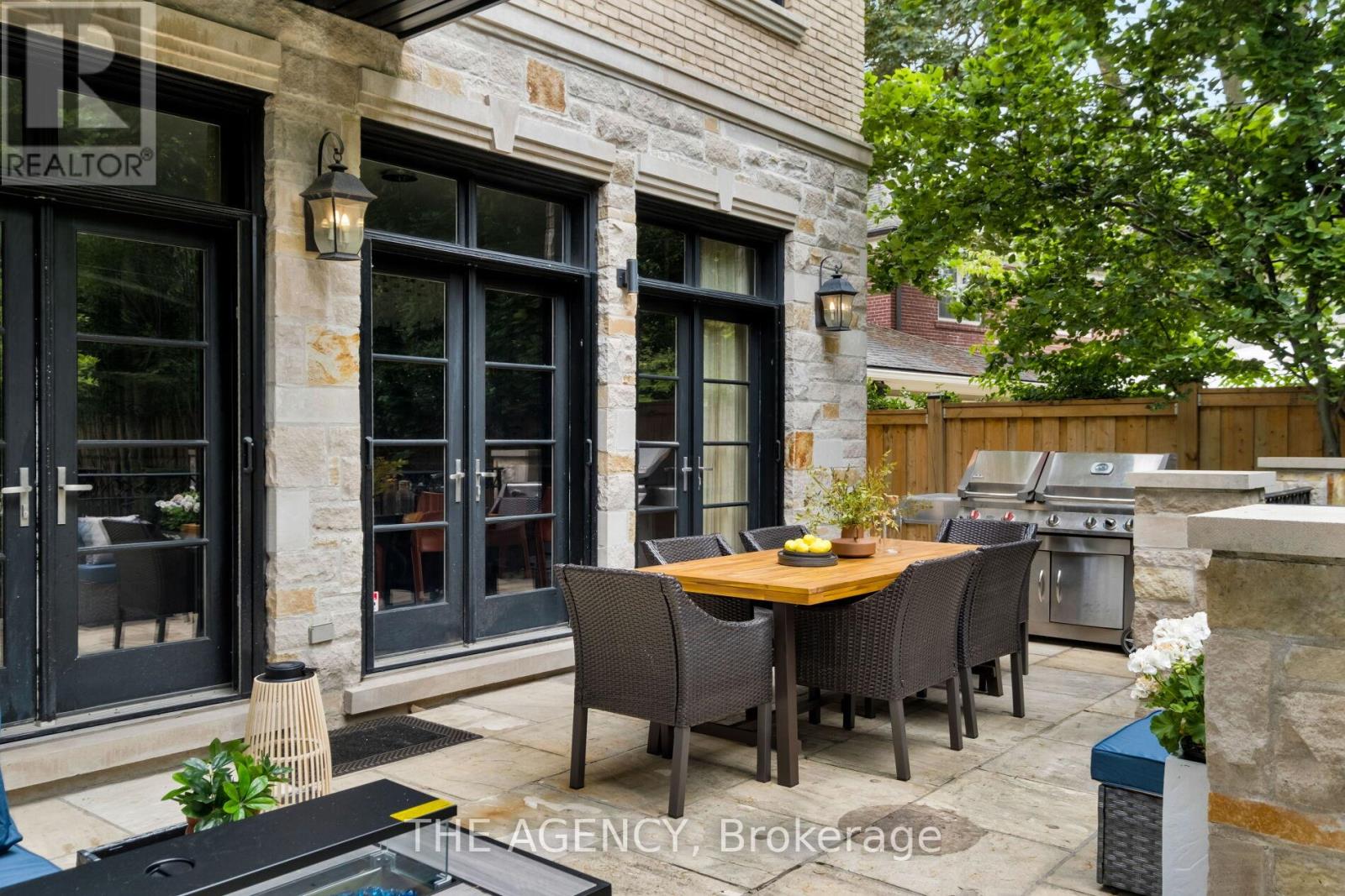 190 Forest Hill Road, Toronto, Ontario  M5P 2N4 - Photo 28 - C12454117