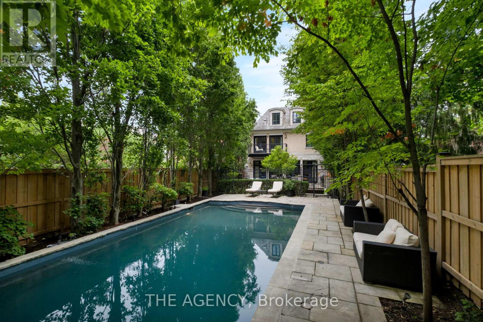 190 Forest Hill Road, Toronto, Ontario  M5P 2N4 - Photo 31 - C12454117