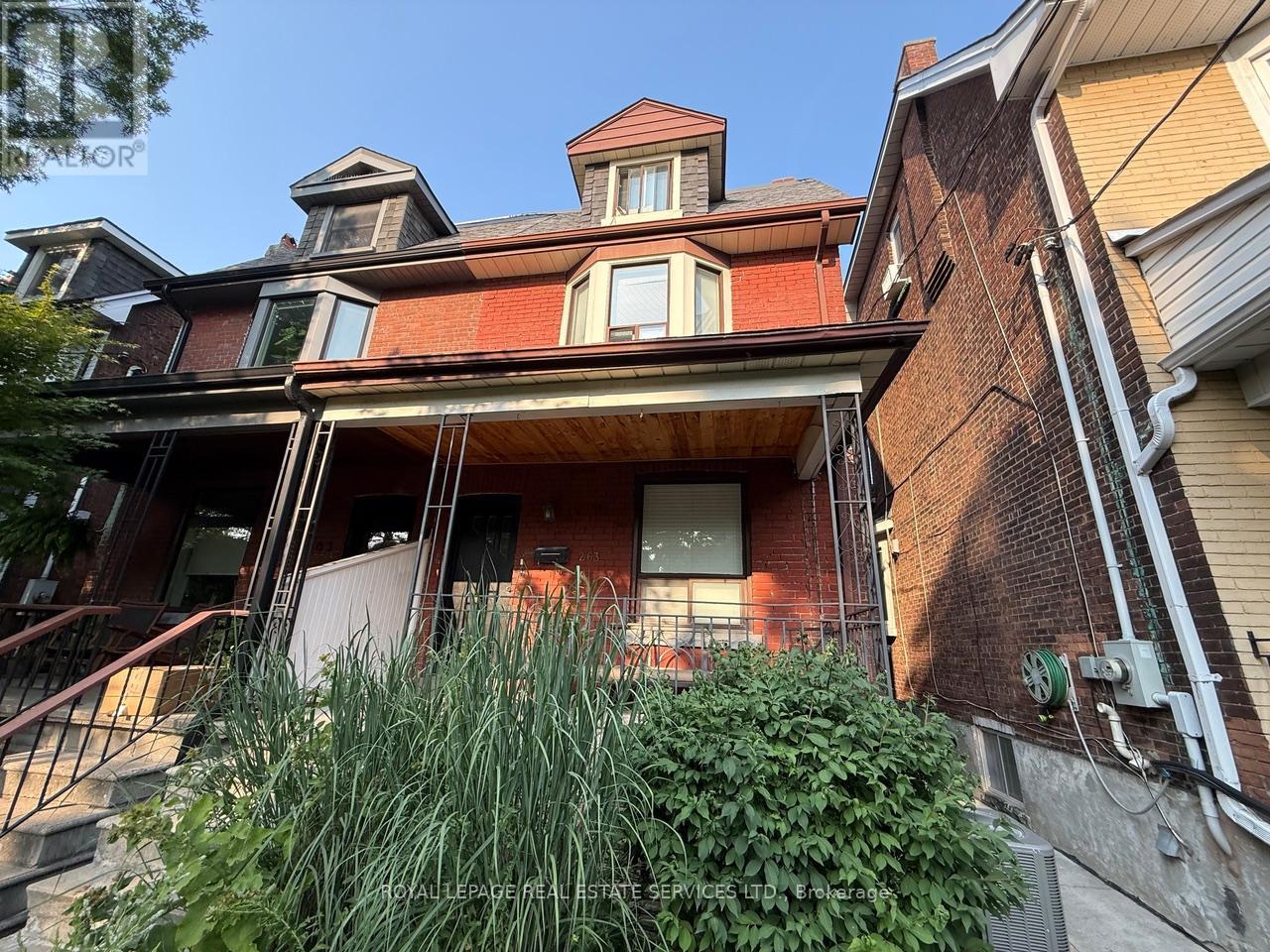 MAIN FLOOR - 263 GRACE STREET, Toronto, Ontario