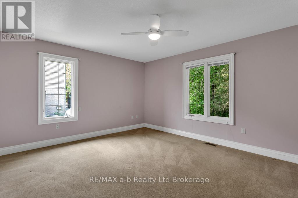 21 Windemere Avenue, Tillsonburg, Ontario  N4G 5M8 - Photo 18 - X12454260