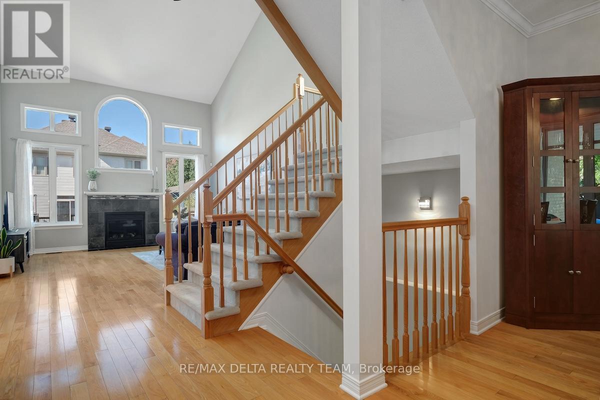 1969 Schroeder Crescent, Ottawa, Ontario  K4A 4P7 - Photo 6 - X12454195