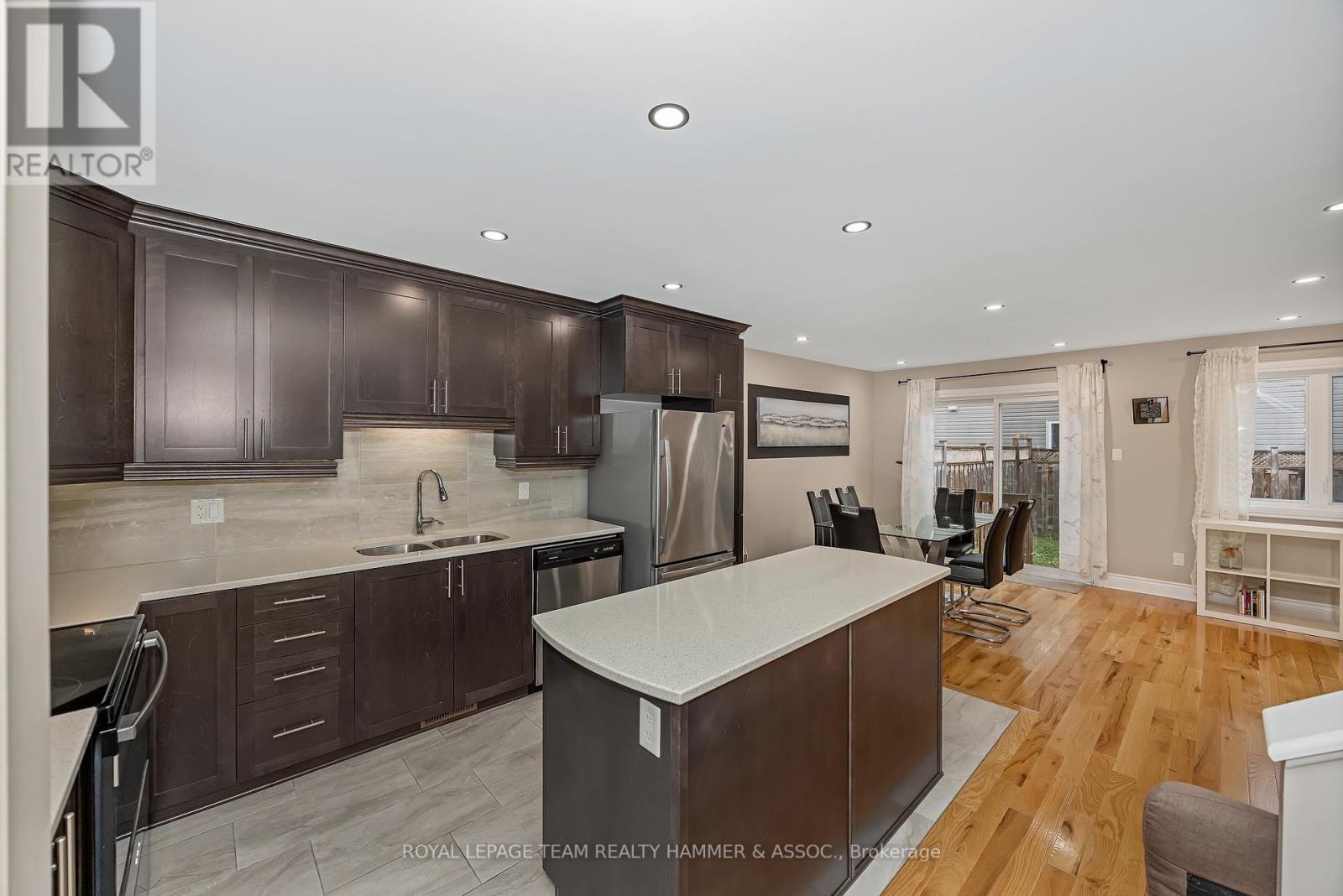 1184 Docteur Corbeil Boulevard, Clarence-Rockland, Ontario  K2K 0G9 - Photo 3 - X12454230