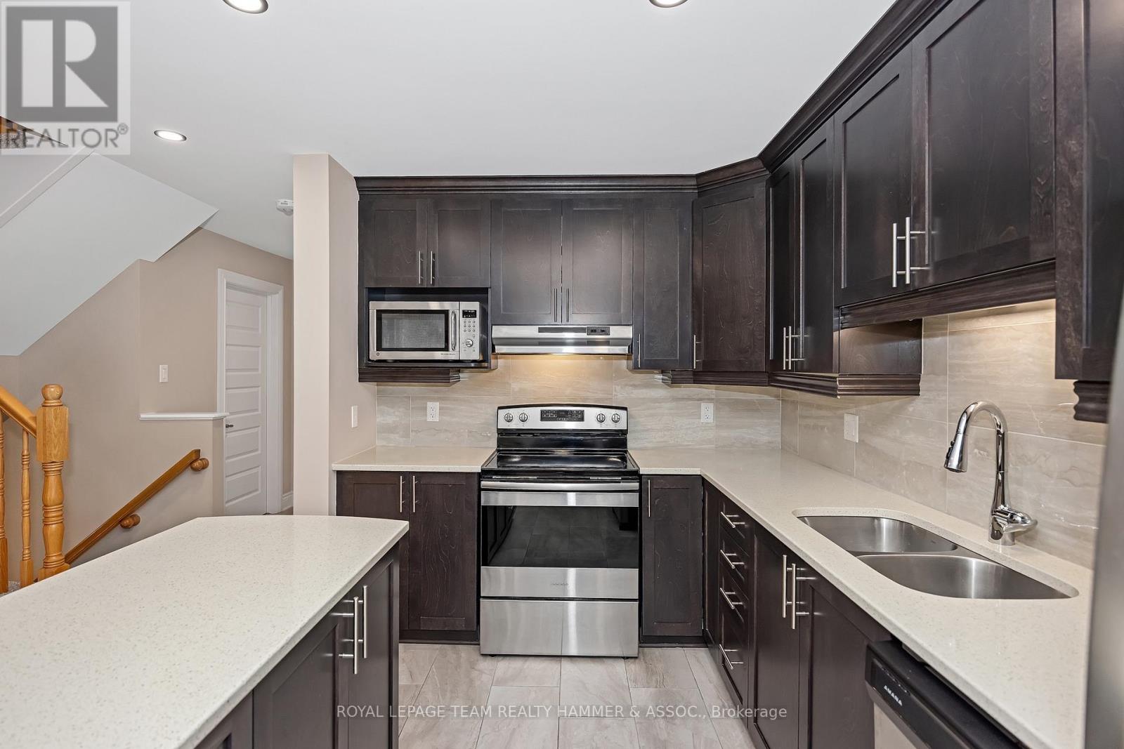 1184 Docteur Corbeil Boulevard, Clarence-Rockland, Ontario  K2K 0G9 - Photo 4 - X12454230