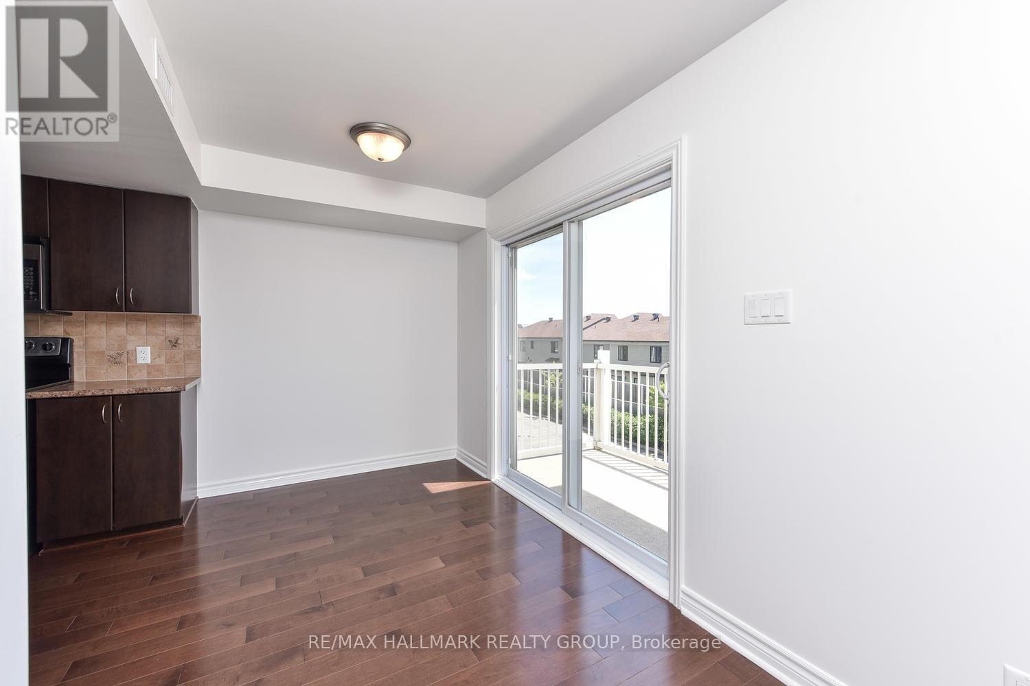 736b Chapman Mills Drive, Ottawa, Ontario  K2J 3V2 - Photo 10 - X12454293