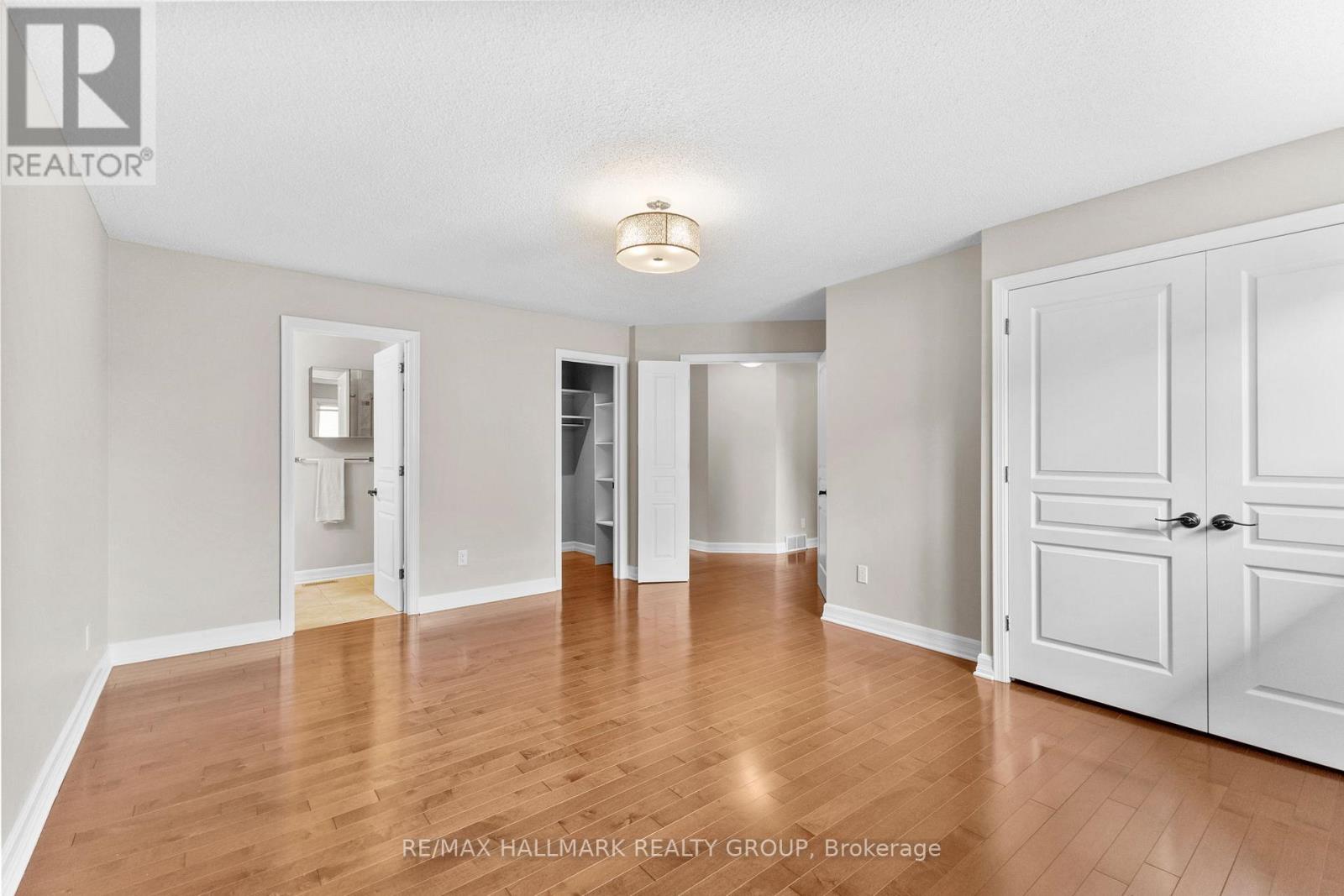30 Lillico Drive, Ottawa, Ontario  K1V 9L6 - Photo 25 - X12454295