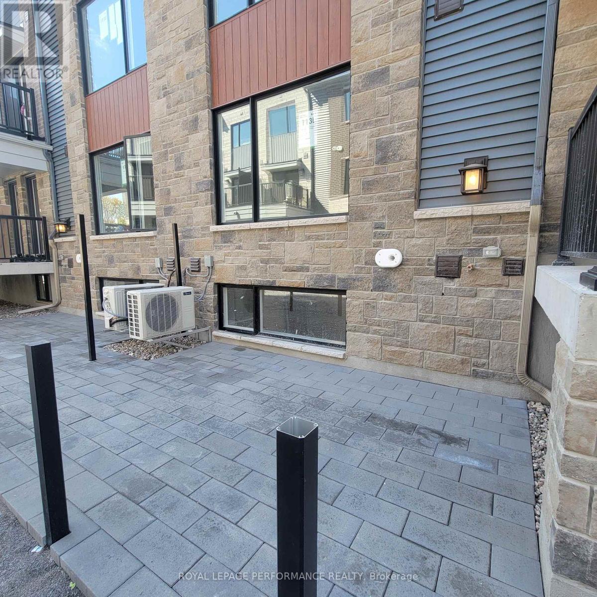 809 Arcadian Private, Ottawa, Ontario  K2T 0S8 - Photo 17 - X12454298