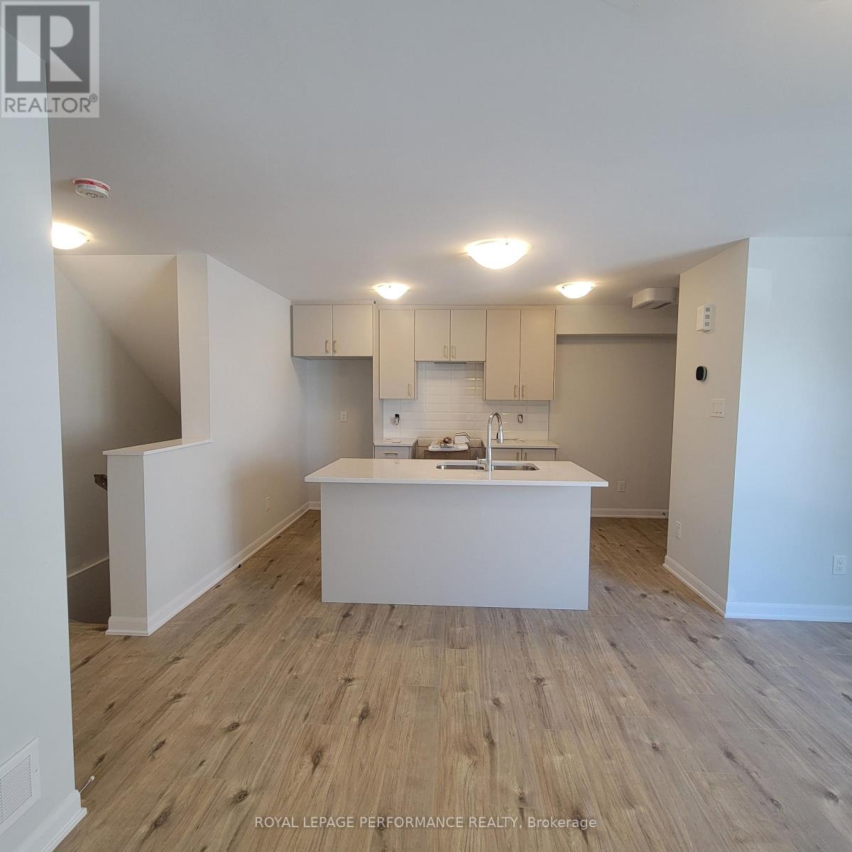 809 Arcadian Private, Ottawa, Ontario  K2T 0S8 - Photo 3 - X12454298