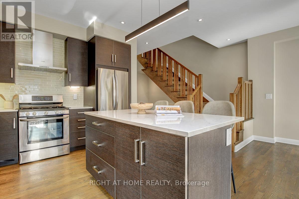 52 Arkose Street, Ottawa, Ontario  K2T 0M2 - Photo 11 - X12454355