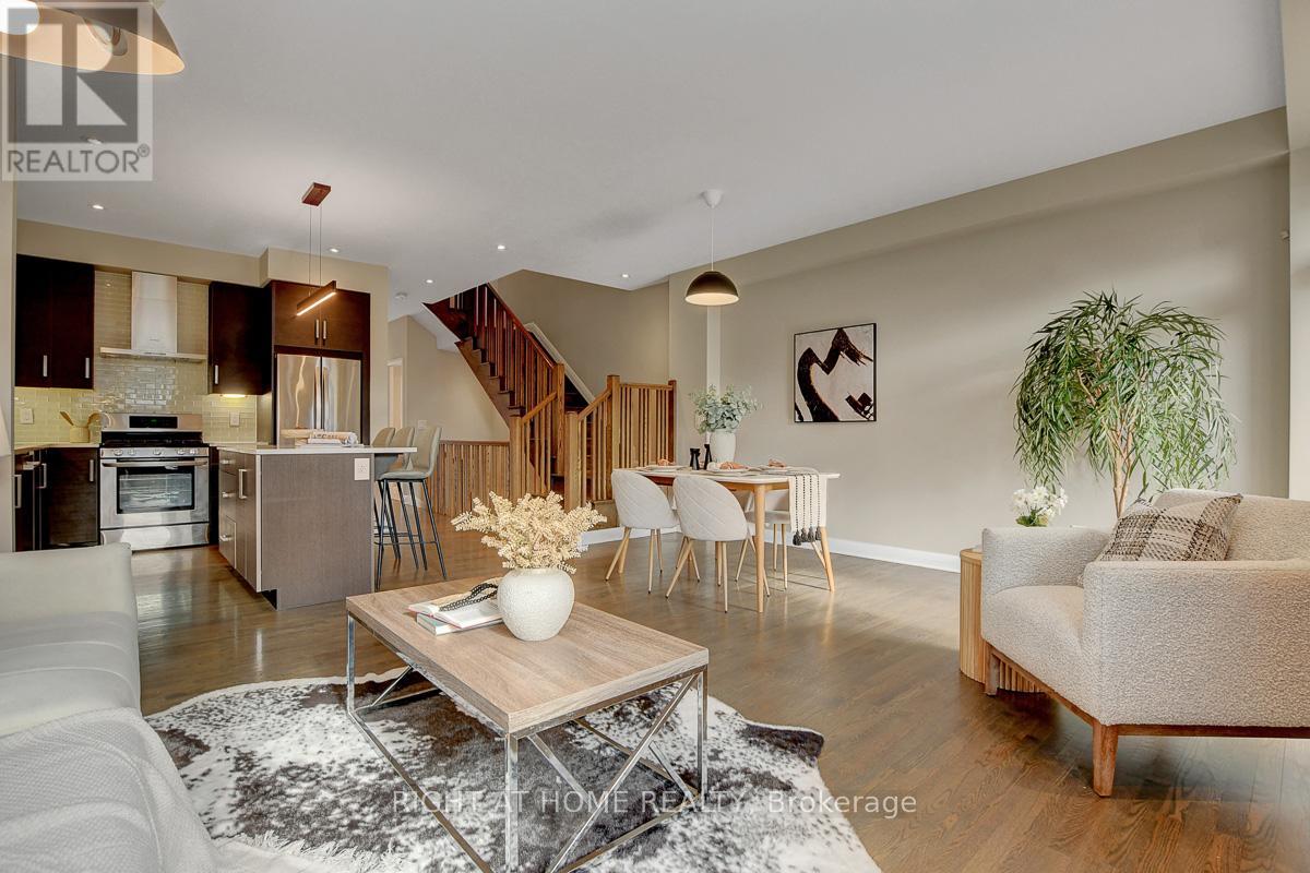 52 Arkose Street, Ottawa, Ontario  K2T 0M2 - Photo 14 - X12454355