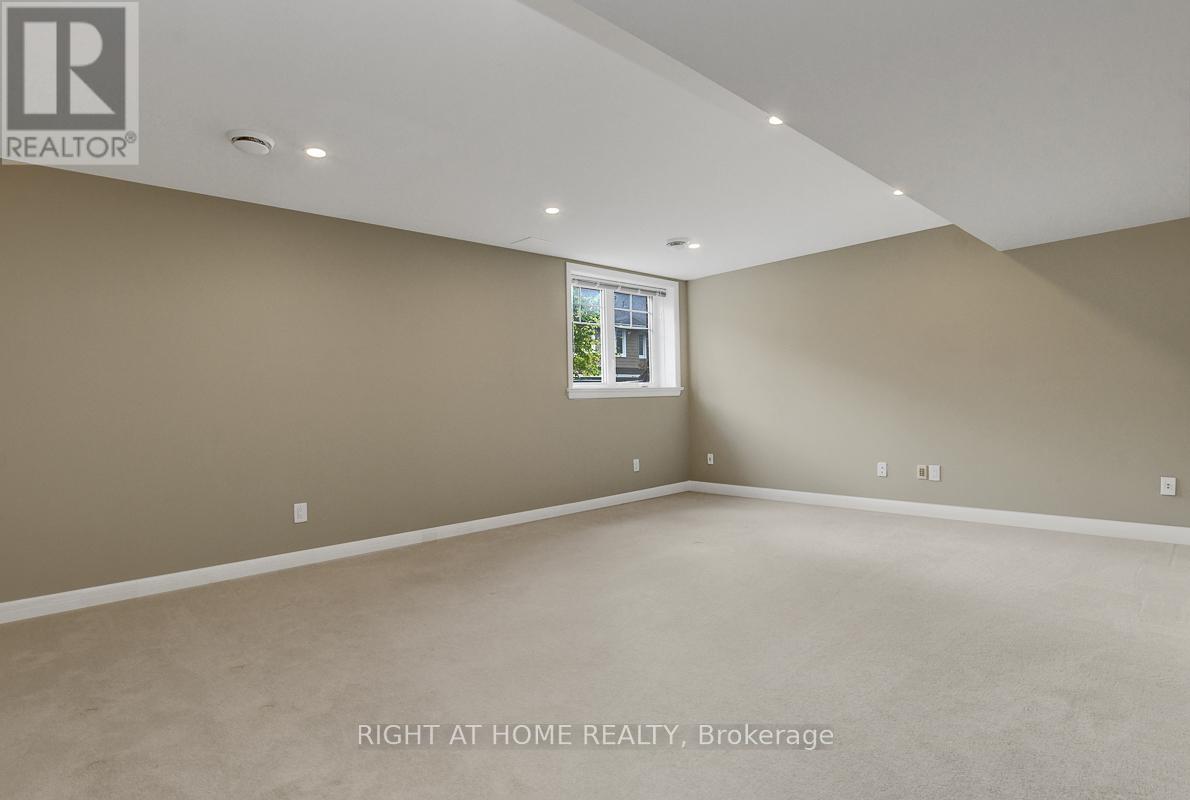 52 Arkose Street, Ottawa, Ontario  K2T 0M2 - Photo 33 - X12454355
