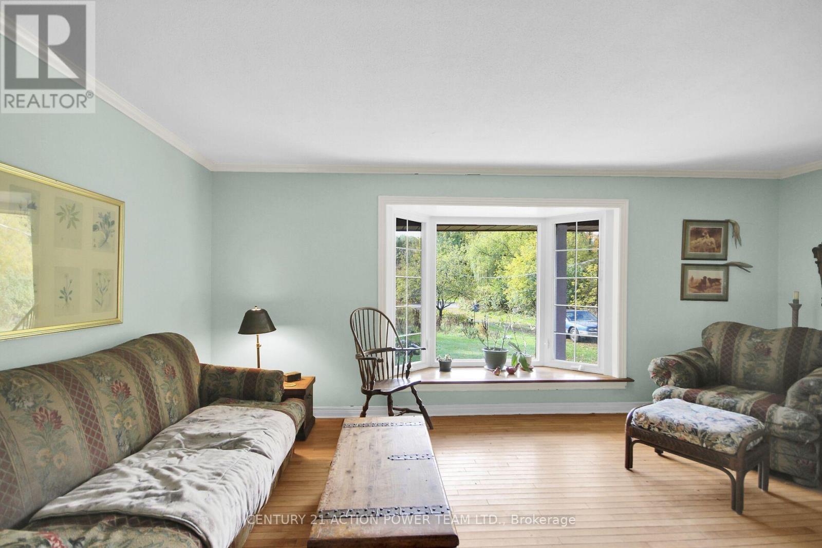 5658 Marlene Cr Crescent, Ottawa, Ontario  K0A 2W0 - Photo 6 - X12454363
