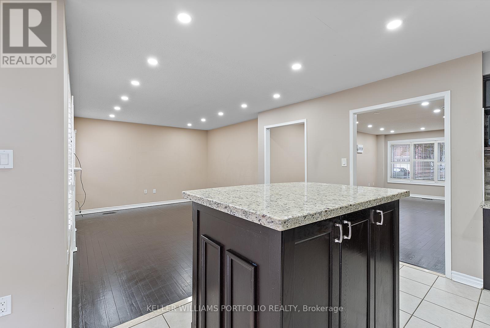 66 Armitage Crescent, Ajax, Ontario  L1T 4K9 - Photo 14 - E12454107