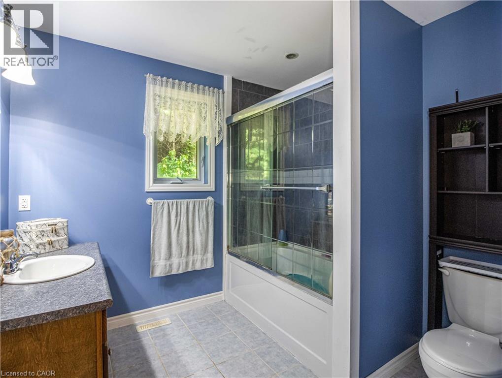 1048 Norfolk County Rd 28, Frogmore, Ontario  N0E 1G0 - Photo 17 - 40777908