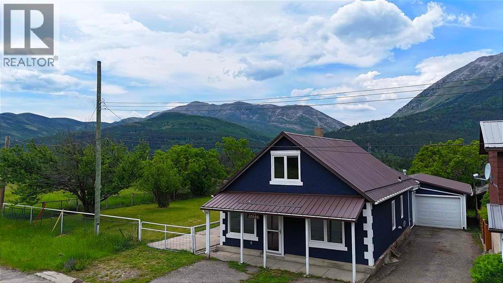 Property at 21546 27 Avenue image 2
