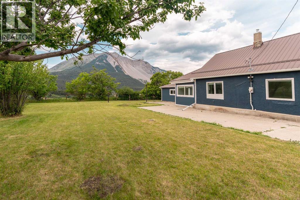 21546 27 Avenue, Bellevue, Alberta  T0K 0C0 - Photo 30 - A2235305