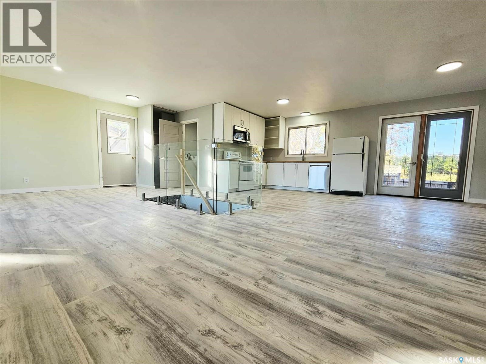 206 George Crescent, Esterhazy, Saskatchewan  S0A 0X0 - Photo 11 - SK015824