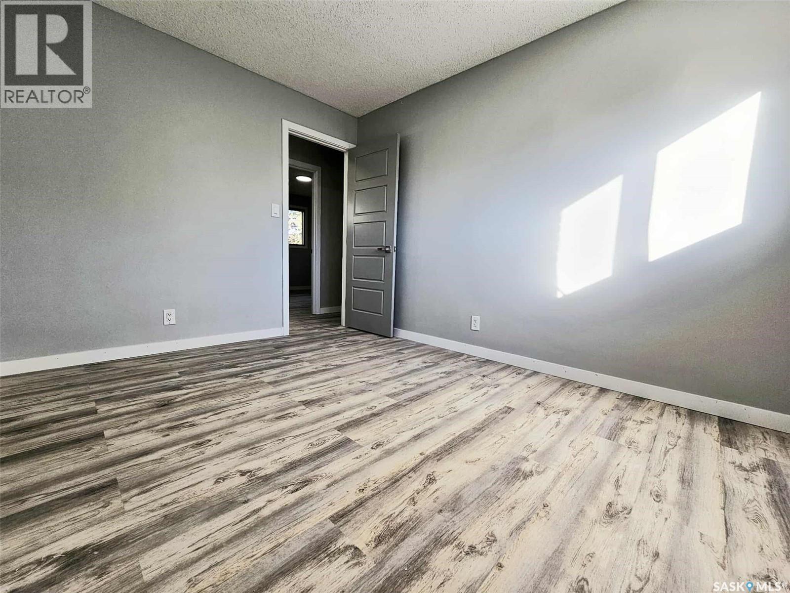 206 George Crescent, Esterhazy, Saskatchewan  S0A 0X0 - Photo 29 - SK015824