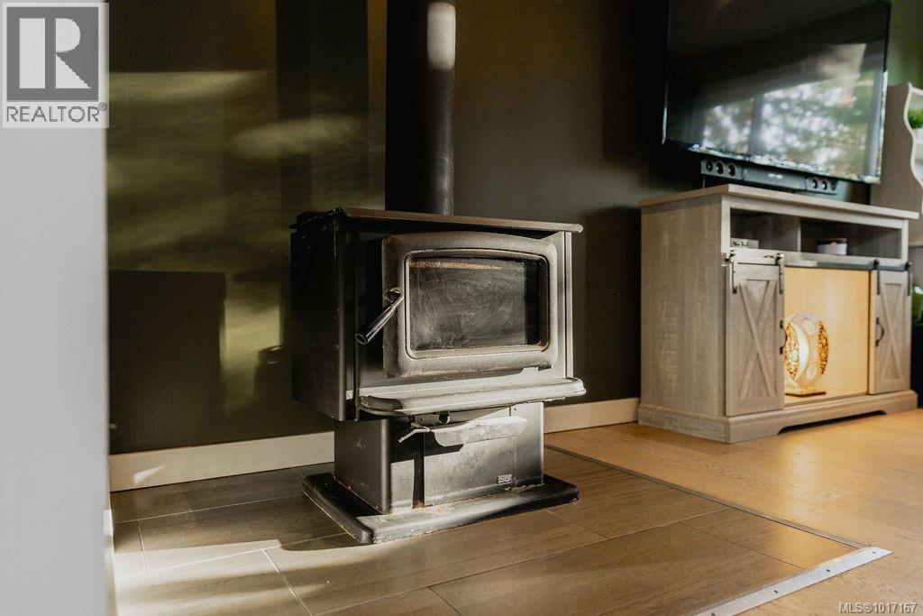 1301 Pine Rd, Ucluelet, British Columbia  V0R 3A0 - Photo 6 - 1017167