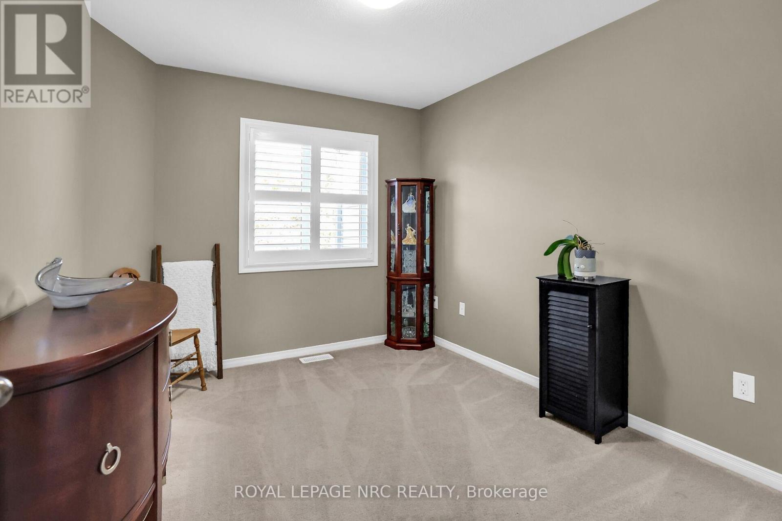 8681 Dogwood Crescent, Niagara Falls, Ontario  L2H 0K9 - Photo 25 - X12454222