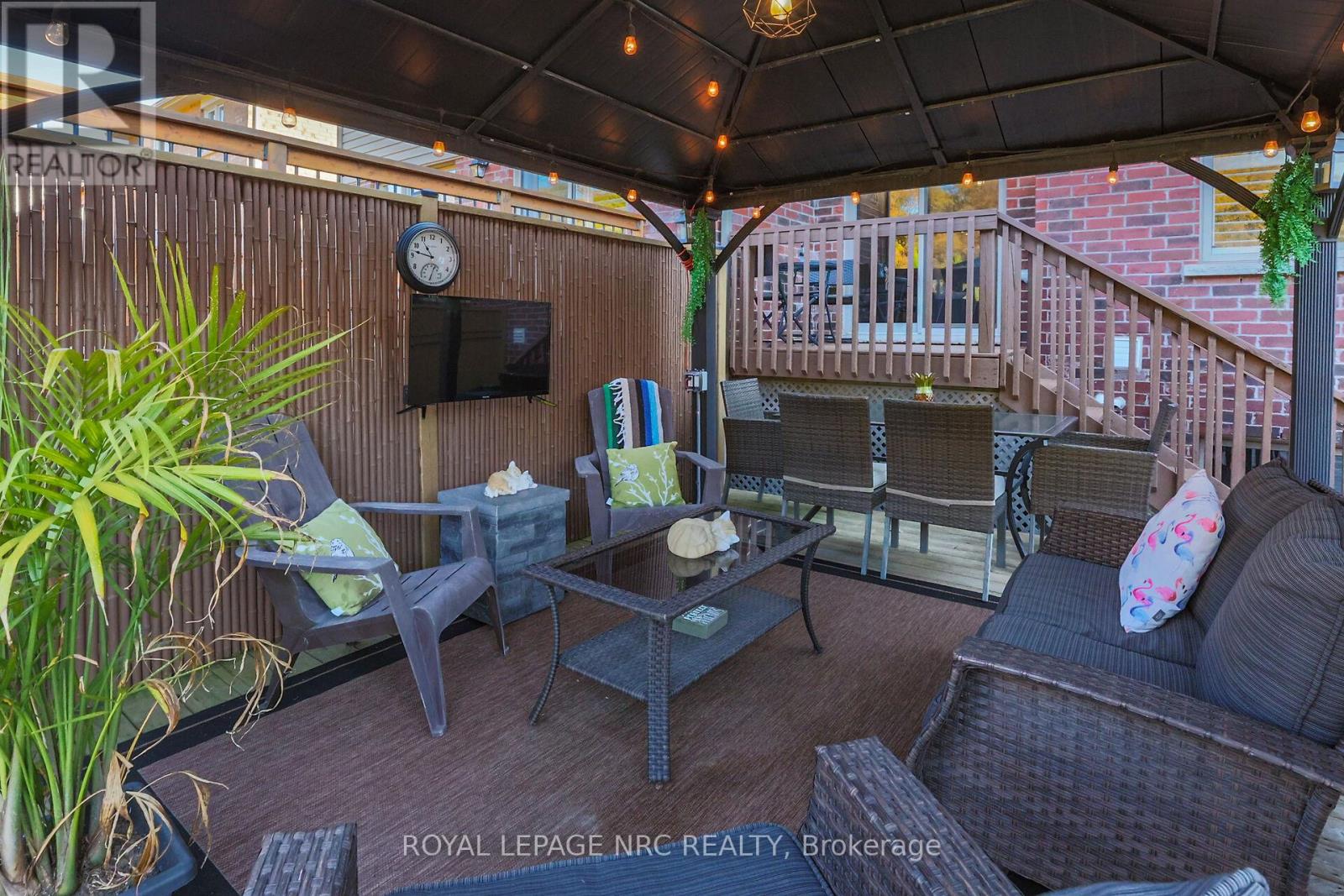 8681 Dogwood Crescent, Niagara Falls, Ontario  L2H 0K9 - Photo 6 - X12454222