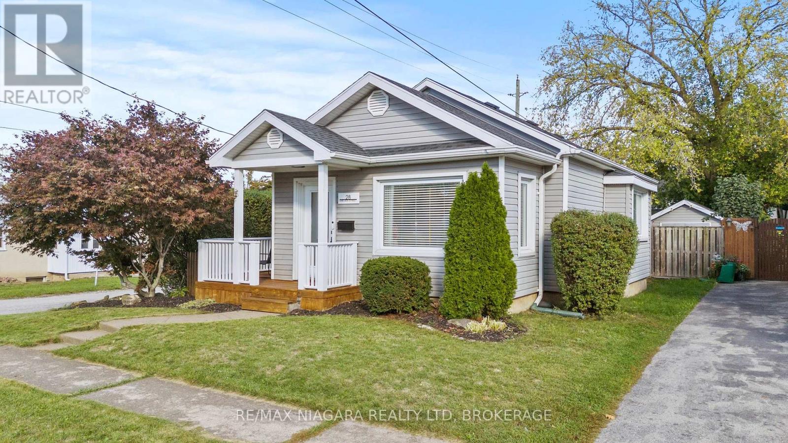 28 Chelsea Street, St. Catharines, Ontario  L2P 3B8 - Photo 1 - X12454286